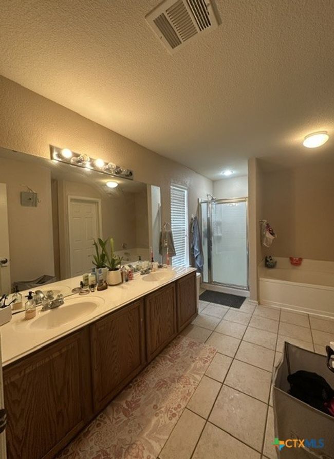 172 Coreopsis Cv, House other with 4 bedrooms, 3 bathrooms and null parking in Kyle TX | Image 14