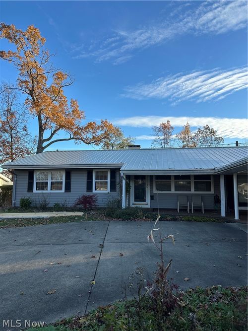 339 Guilford Ave, Woodsfield, OH, 43793-1043 | Card Image