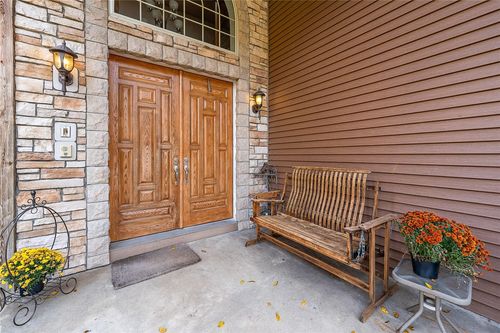 827 Galey Blvd, Brighton Twp, PA, 15009-1360 | Card Image