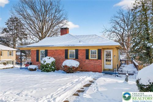 1827 Homestead Ave, BETHLEHEM, PA, 18018-2117 | Card Image