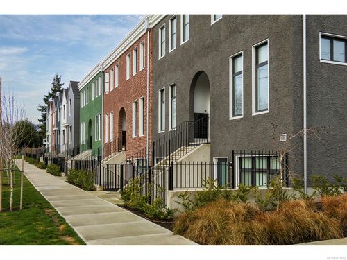 5-230 Wilson St, Victoria, BC, V9A3G2 | Card Image
