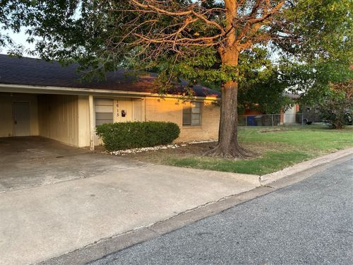 1615 N Alexander St, Sherman, TX, 75092-3707 | Card Image