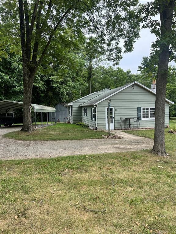 Beechwood Rd, Wilmington, OH 45177