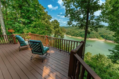 1355 Cliffside Dr, Russell Springs, KY, 42642-8023 | Card Image