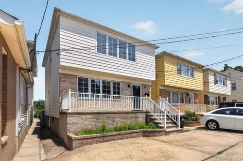 23 Marion Ct, Bayonne, NJ, 07002-3407 | Card Image