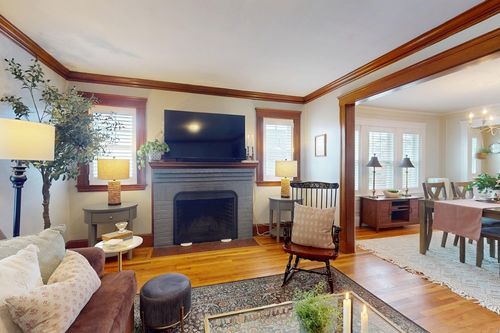 85-85 Bradford Rd, Watertown, MA, 02472 | Card Image