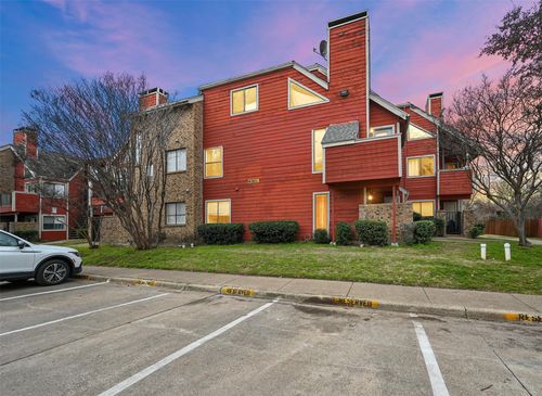 206-9825 Walnut St, Dallas, TX, 75243-8864 | Card Image