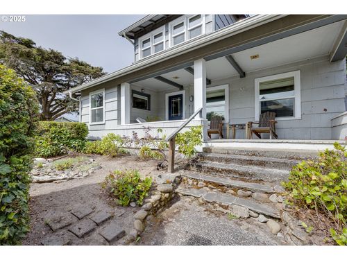 780 S Columbia St, Seaside, OR, 97138-5506 | Card Image