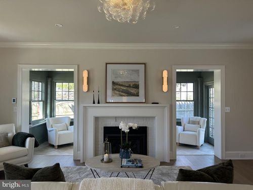 100 W Bridge St, NEW HOPE, PA, 18938-1424 | Card Image