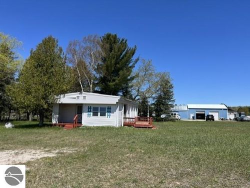 12899 S Maple City Rd, Maple City, MI, 49664-9731 | Card Image