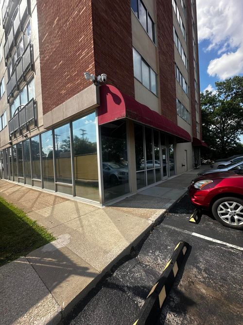 2121 Nicholasville Rd, Lexington, KY, 40503-2519 | Card Image