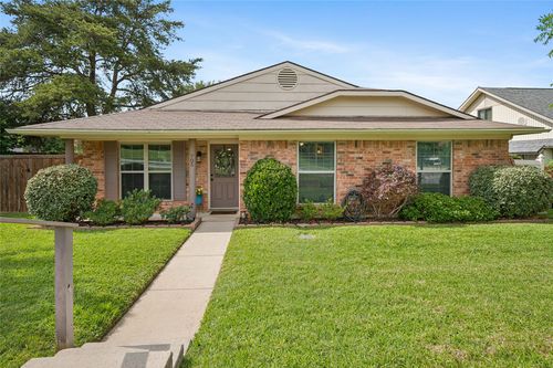 705 Walnut Dr, Lewisville, TX, 75067-5853 | Card Image