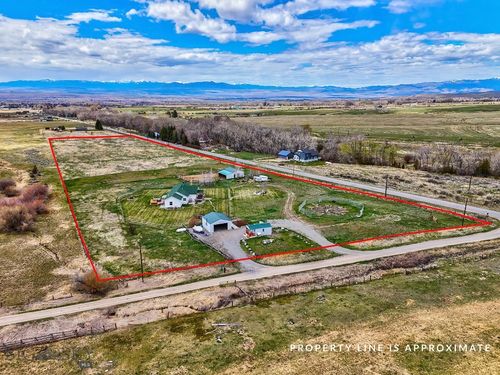 4 Elk Hills Rd, Sheridan, MT, 59749-9657 | Card Image