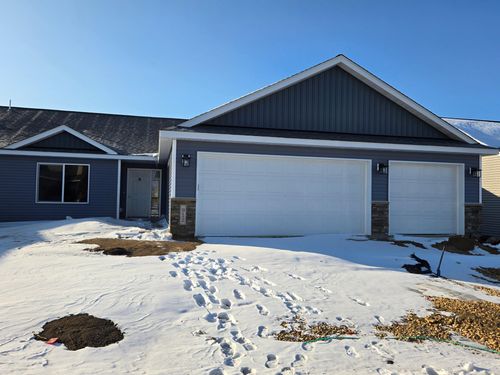 912 Katelyn Cir, Montgomery, MN, 56069-4491 | Card Image