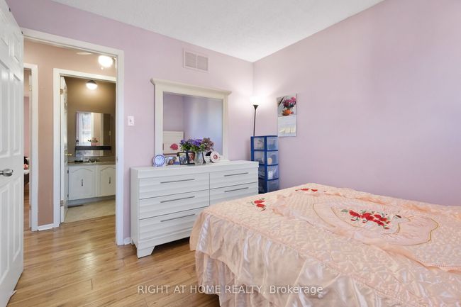 6104 Vineyard Dr, House other with 4 bedrooms, 3 bathrooms and 3 parking in Orléans ON | Image 31