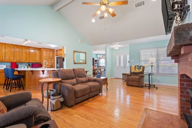 437 Lcr 664, House other with 3 bedrooms, 2 bathrooms and 2 parking in Kosse TX | Image 13