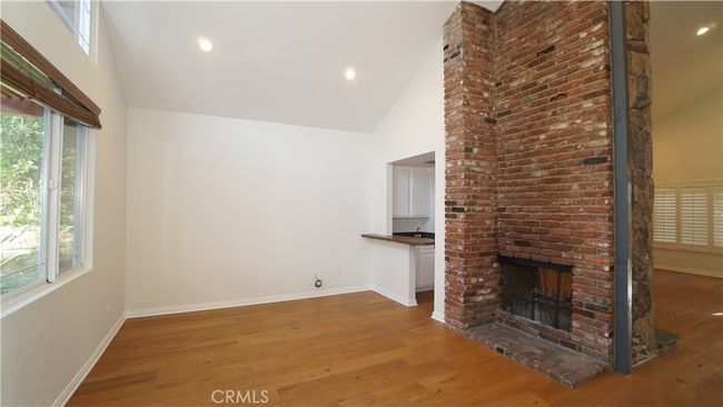 24530 Breckenridge Pl, House other with 4 bedrooms, 3 bathrooms and 4 parking in Newhall CA | Image 5