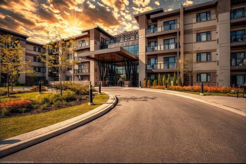 322-128 Garden Dr, Oakville, ON, L6K0H7 | Card Image