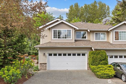 a-20831 28th Ave W, Brier, WA, 98036-8901 | Card Image