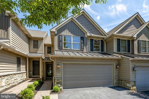 249 Fieldcrest Ln, EPHRATA, PA, 17522-2927 | Card Image