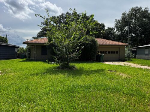 1402 Melody Dr, La Marque, TX, 77568-4849 | Card Image