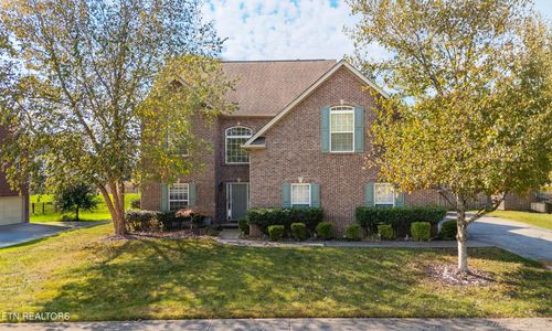 1313 Harrison Glen Ln, Knoxville, TN, 37922-5800 | Card Image