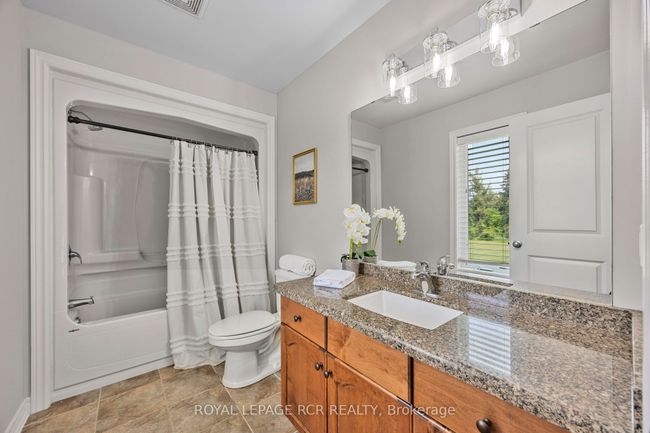 245327 5 Sideroad, House other with 5 bedrooms, 4 bathrooms and 8 parking in Amaranth ON | Image 23