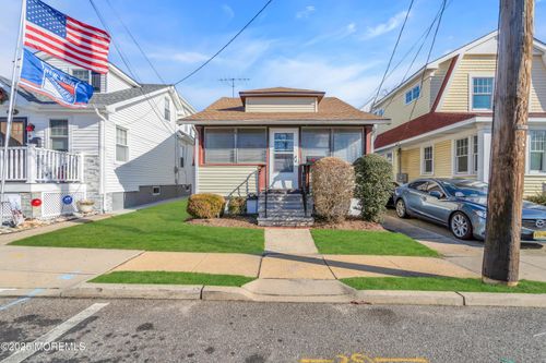 2-1812 Fernwood Rd, Belmar, NJ, 07719-2910 | Card Image