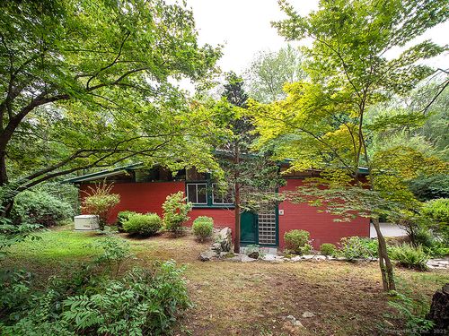 30 Barberry Ln, Woodbridge, CT, 06525-1326 | Card Image
