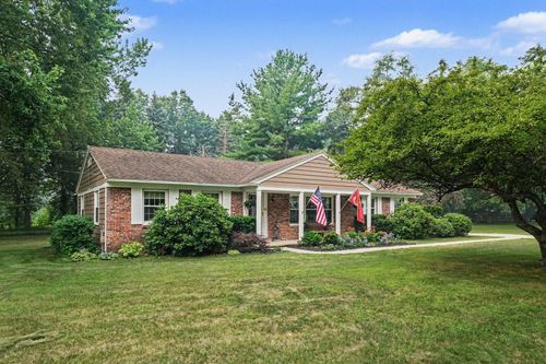 219 E Jackson Street, Allegan, MI, 49010 | Card Image
