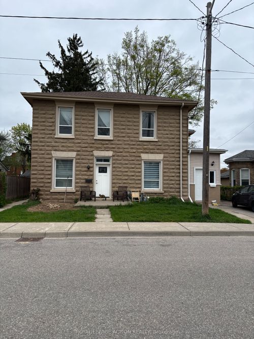 54 Victoria St, Brantford, ON, N3S3K2 | Card Image