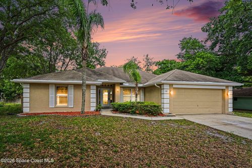 558 Barber St, Sebastian, FL, 32958-4404 | Card Image