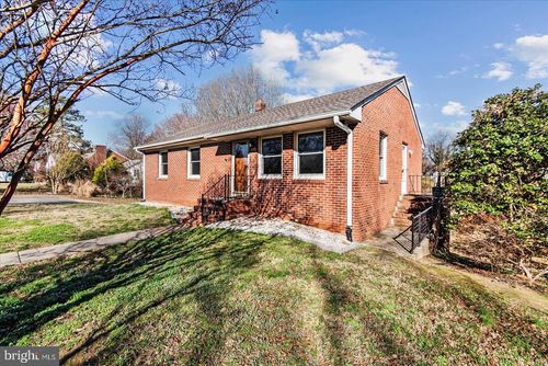 115 Oak Ridge St, BOWLING GREEN, VA, 22427-9301 | Card Image