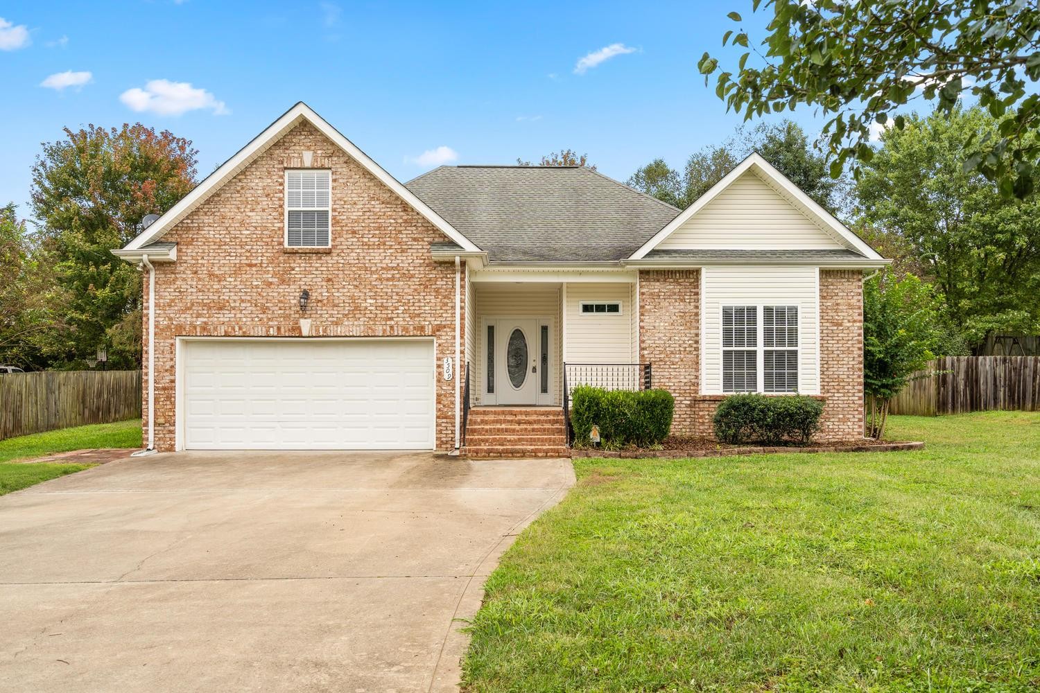 Barkers Mill Rd, Clarksville, TN 37042