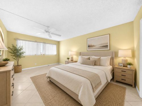 105-7807 Golf Circle Dr, Margate, FL, 33063-7352 | Card Image