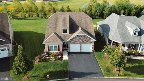 4468 Founders Dr, Center Valley, PA, 18034-8173 | Card Image