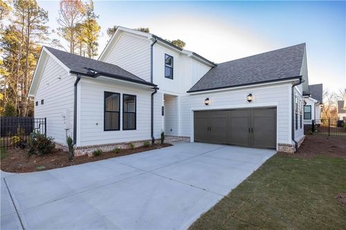 581 Pearl St, Cumming, GA, 30040-3167 | Card Image