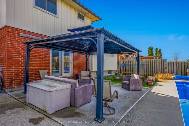 7639 Jubilee Dr, House other with 3 bedrooms, 3 bathrooms and 2 parking in Niagara Falls ON | Image 31
