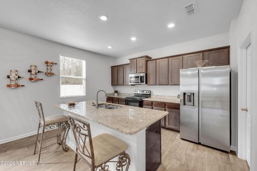 7004 Sandle Dr, JACKSONVILLE, FL, 32219-1886 | Card Image