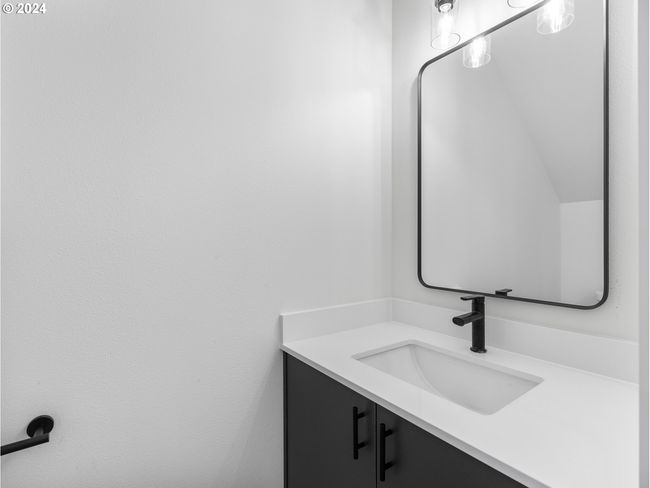6611 N Fessenden St, Home with 0 bedrooms, 0 bathrooms and null parking in Portland OR | Image 13