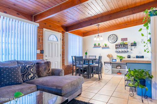 apt-b-910 N Alvernon Way, Tucson, AZ, 85711-1049 | Card Image