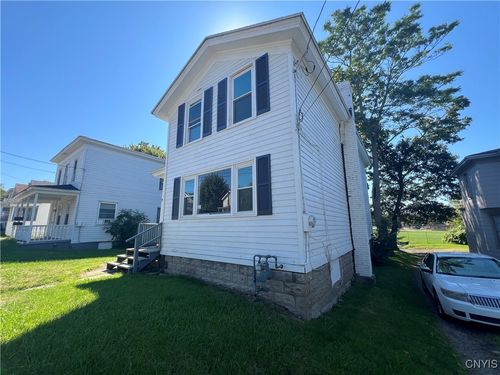 164 W Bridge St, Oswego, NY, 13126-1443 | Card Image