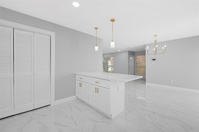 6326 Cambridge Glen Ln, House other with 3 bedrooms, 3 bathrooms and 2 parking in Houston TX | Image 9