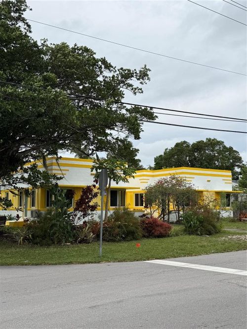 403-401403 Ne 14th Ave, Fort Lauderdale, FL, 33301-1245 | Card Image