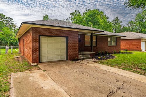 1215 Sw Caddell Lane, Norman, OK, 73069 | Card Image