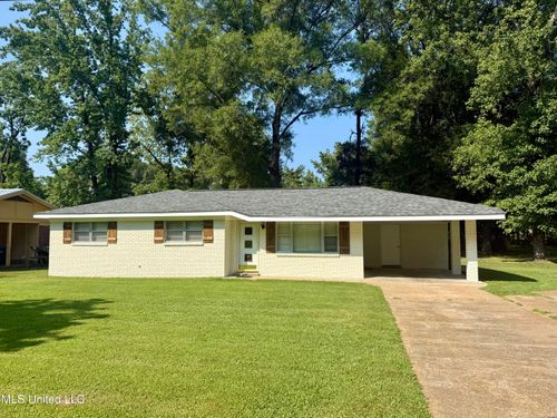 219 Mississippi Ave, Grenada, MS, 38901-8528 | Card Image