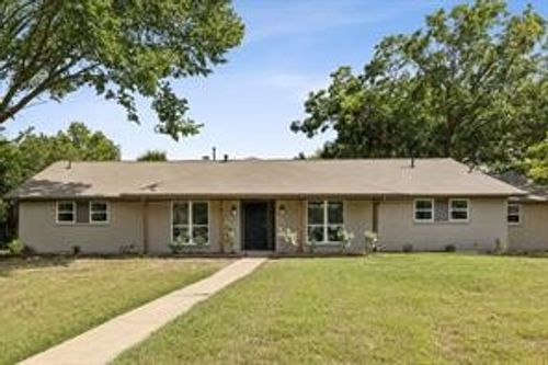 826 Meadowview Ln, Wylie, TX, 75098-6223 | Card Image