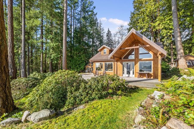 428 Bradbury Road, House other with 3 bedrooms, 1 bathrooms and 4 parking in Gambier Island BC | Image 3