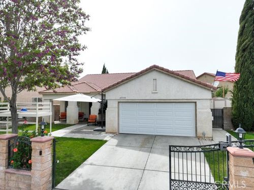 45759 Tiana Rose, Lancaster, CA, 93536 | Card Image