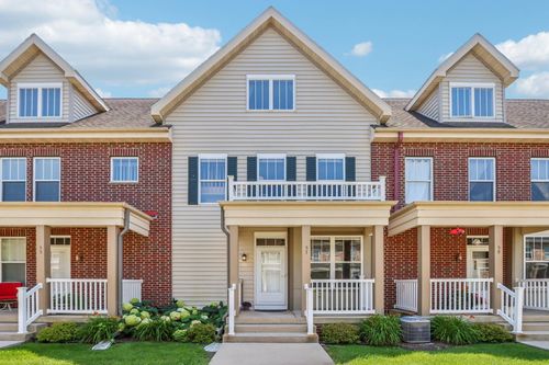 57 S Gardens Way, Fitchburg, WI, 53711 | Card Image